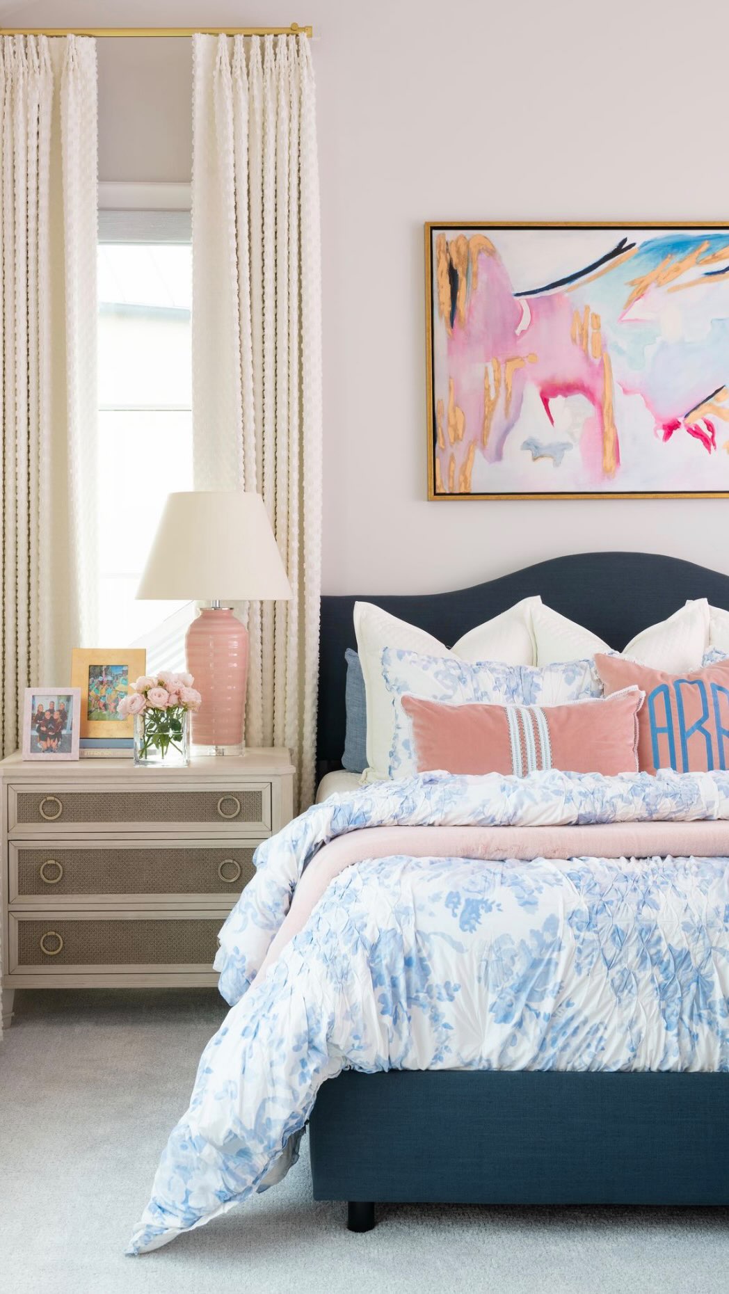 The best vacation homes don’t just offer a change of scenery—they offer a chance to truly slow down.This lakeside suite designed by @jory.gattis was thoughtfully designed around his client’s daughter, incorporating the colors, textures, and details she loves most. Creating spaces that feel personal is what transforms a beautiful bedroom into a peaceful retreat—and a true home away from home.That’s the beauty of thoughtful design. 🤍