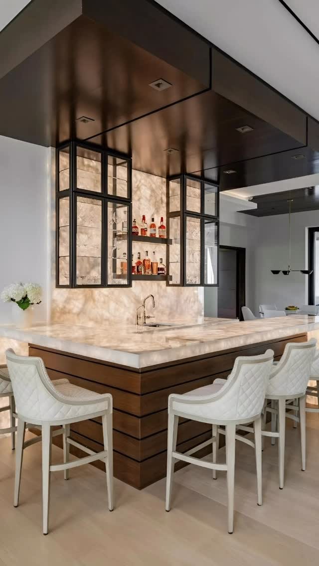 Travel Tuesday vibes ✨✈️Here’s a glimpse of IBB designer @jory.gattis talent in action as this Florida bar area comes to life — warm, refined, and thoughtfully curated. Behind every stunning transformation is our powerhouse #teamIBB, executing each detail with intention and expertise.From Texas to the tropics, we make destination design feel effortless for our clients.TravelTuesday, IBBDesign, TeamIBB, DestinationDesign, LuxuryInteriors, Coastal Style, Design Inspiration, Florida Design, Traveling Designer