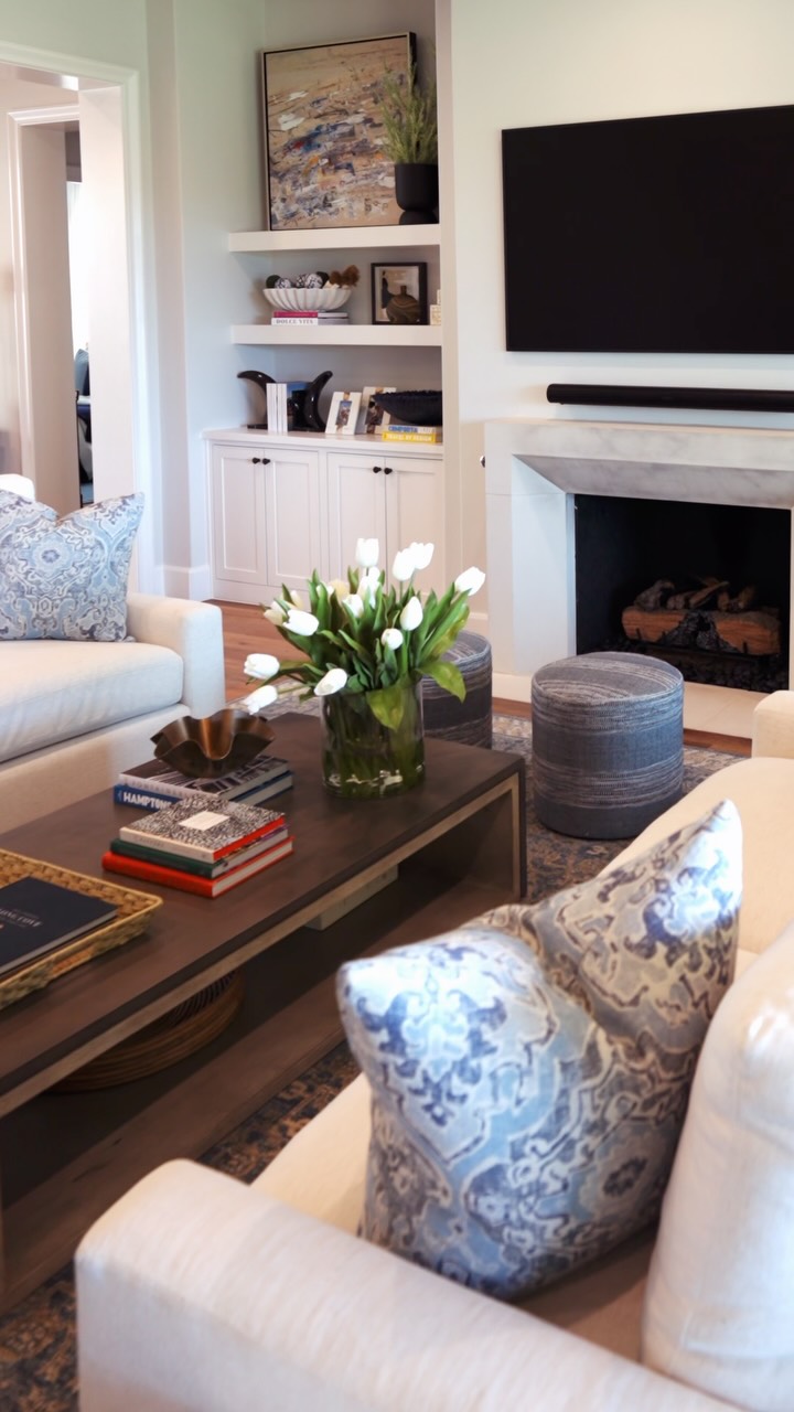 The right cocktail table isn’t just about finding one you love—it’s about finding one that works with the proper scale of your room and furnishings.Our general rule of thumb? Aim for a cocktail table that’s approximately ⅔ the length of the sofa. From there, consider the shape, surrounding furnishings, and how you use the space.As @jory.gattis explains, proportion is one of those details that makes a room simply feel right.