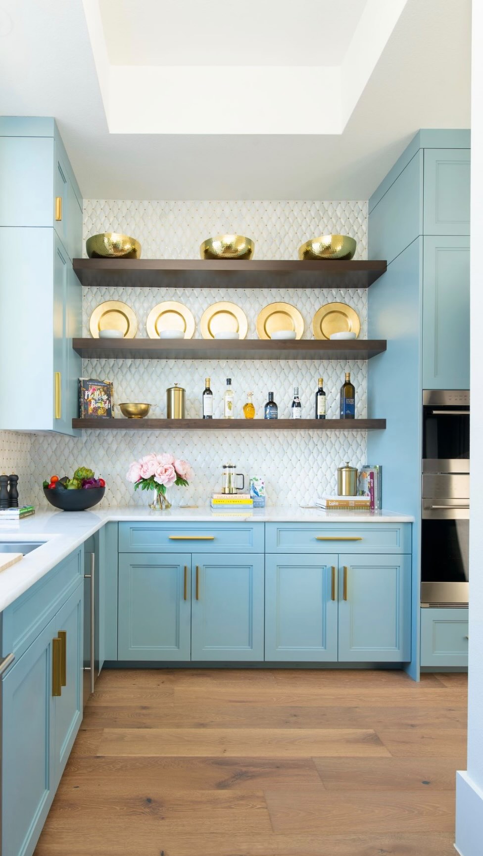 Another round of This or That with #teamIBB—and apparently we’ve discovered our designers’ favorite unit of measurement: ALL. DAY. LONG. 🤣From kitchen debates to design details, everyone has an opinion—and when we feel strongly about something, you’ll definitely know it.Now it’s your turn: Which choices are you taking all day long? And which ones have you completely disagreeing with us? ⬇️😂