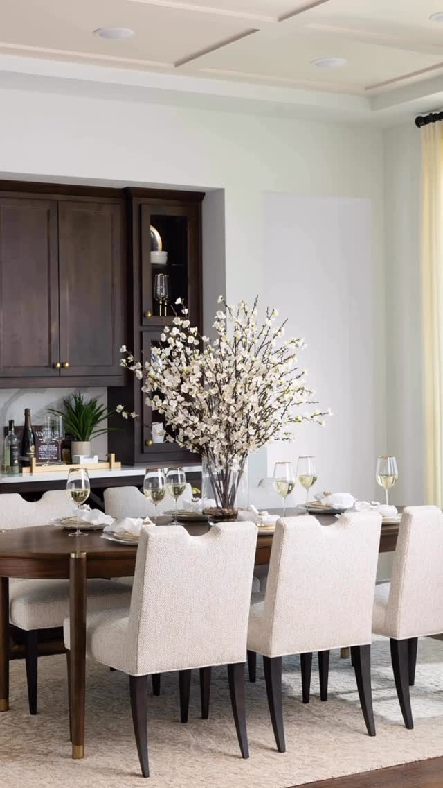 Easter weekend is almost here—are you ready to host in style?Whether you’re planning a cozy brunch or a full family gathering, a beautifully styled dining space sets the tone. This setup has us dreaming of beautiful florals, good food, and even better company.Stop by the showroom to find the perfect pieces to elevate your hosting game this spring!#Entertain #Easterweekend #eastertabledesign #interiors #interiordesign #dreamhome #easter