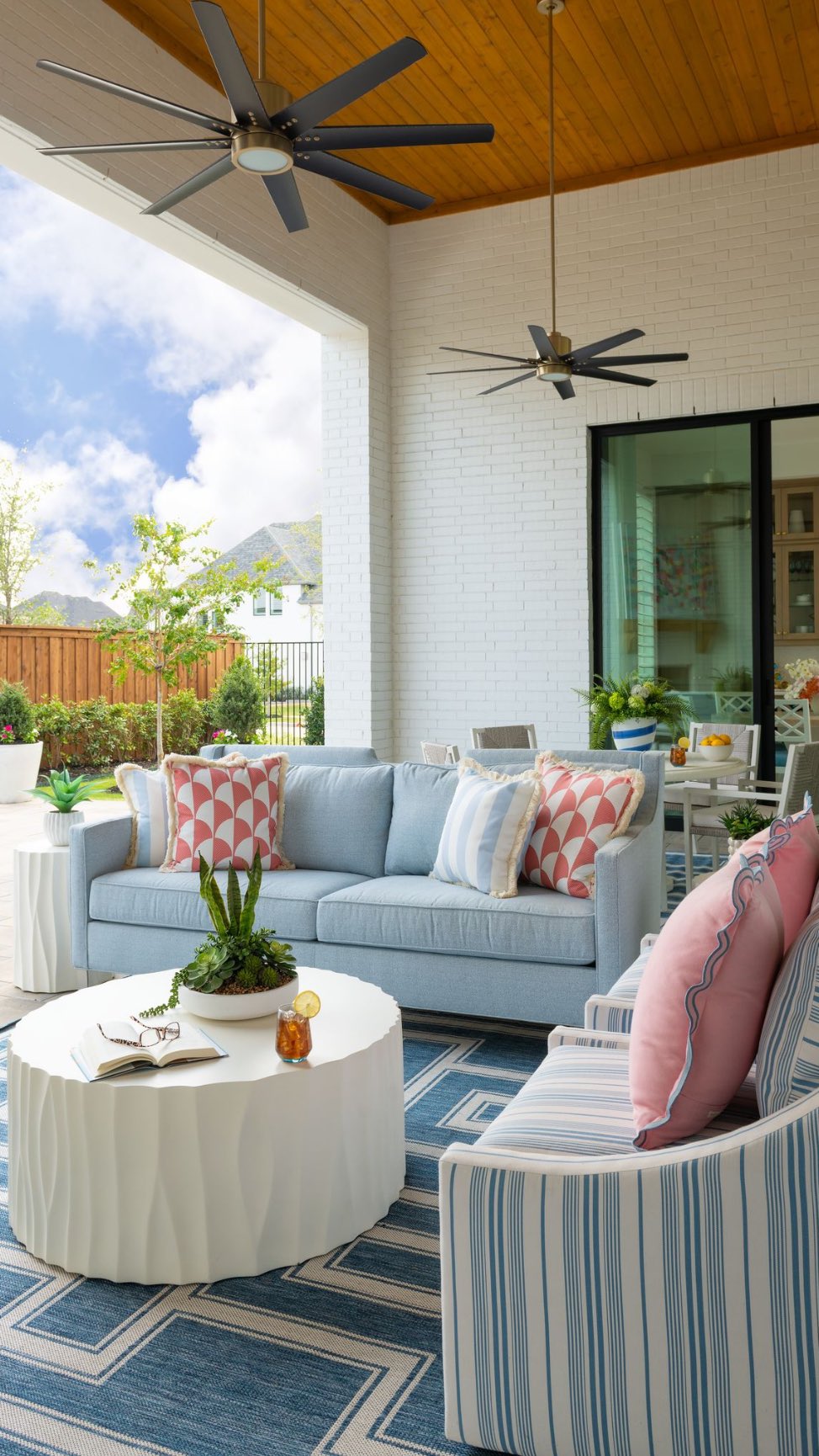 This beautiful weather deserves a beautiful outdoor space to enjoy it!Designed by our model home team for @highlandhomestx, this vibrant patio is the perfect spot to relax and soak up the Texas sunshine!☀️ Our 90,000 sq ft showroom is filled with everything you need to furnish your home, inside and out. Whether you’re refreshing your patio or redesigning your entire home, #TeamIBB has you covered.#outdoorliving #design #dreamhome #interiordesigner #designer #luxuryliving